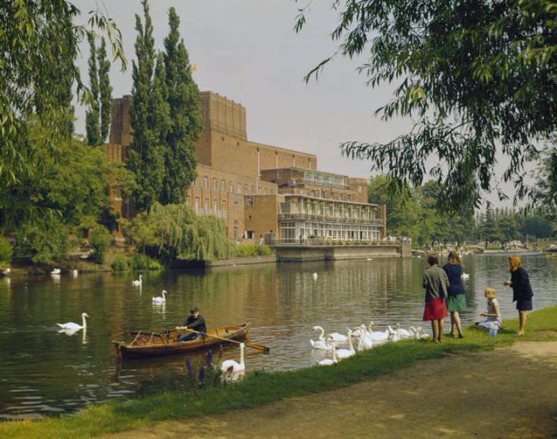 Joan Willis, The Royal Shakespeare Theatre, Stratford-upon-Avon