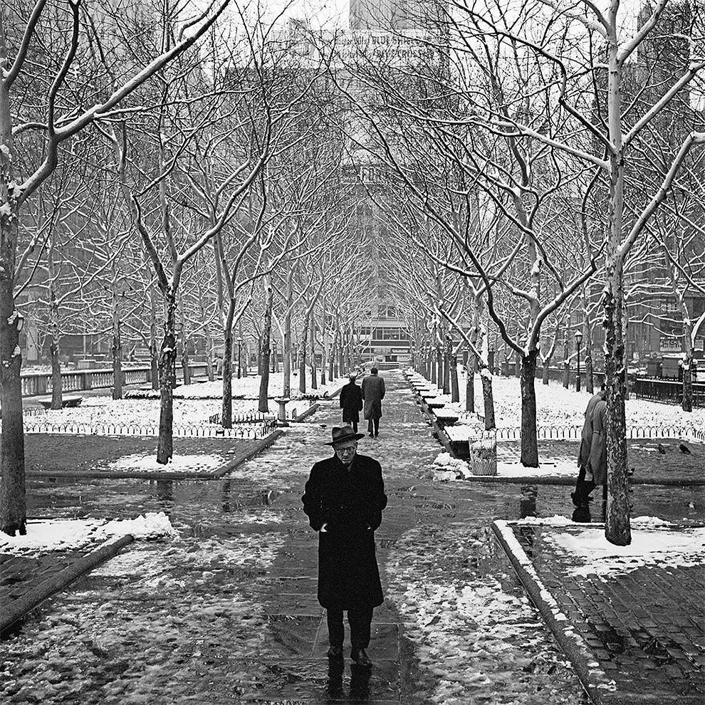 1950s New York: 50+ Spectacular Photographs Capture New City In Motion By Vivian Maier