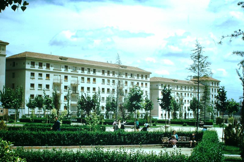Apartments for Government Employees, Madrid