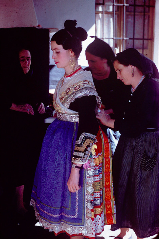 Bridesmaid's dress, Navalcán, 1955
