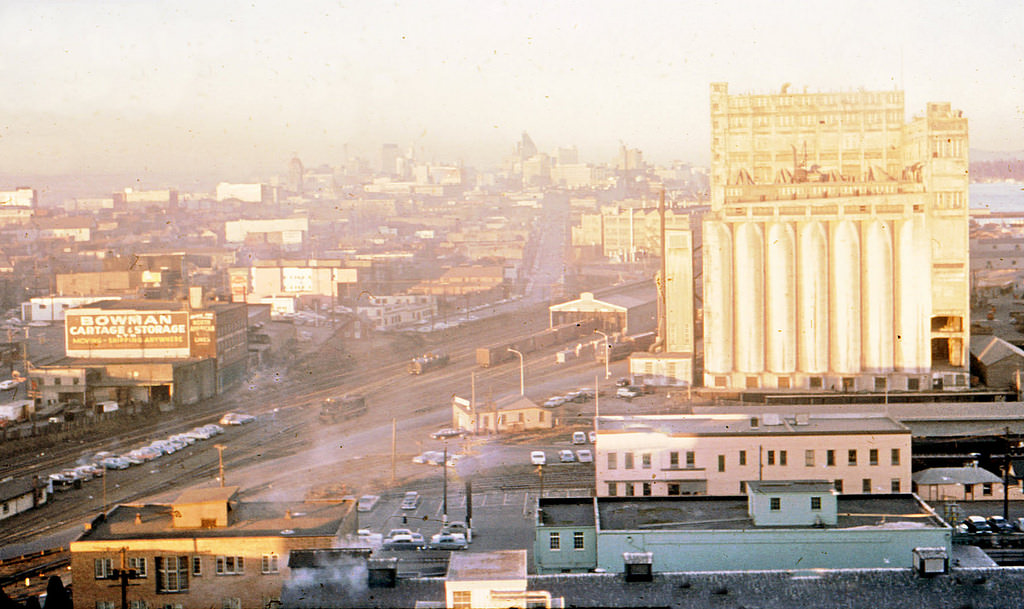 Powell Street in Vancouver, 1964