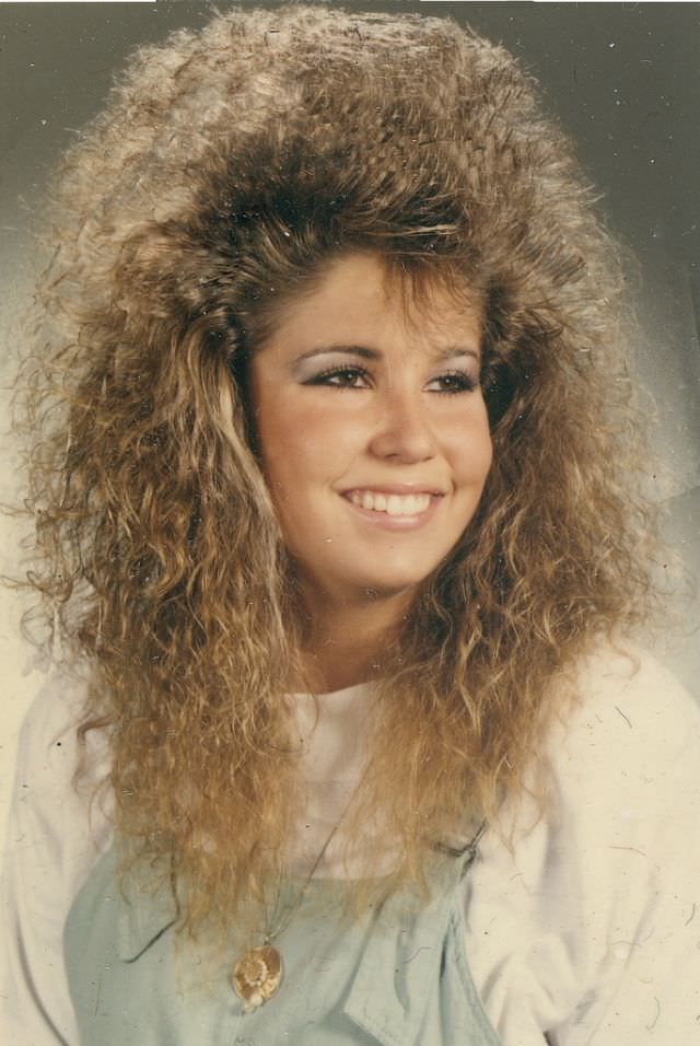 Big Hairs Fashion: 50+ Crazy Hairstyles From 1960s to 1980s