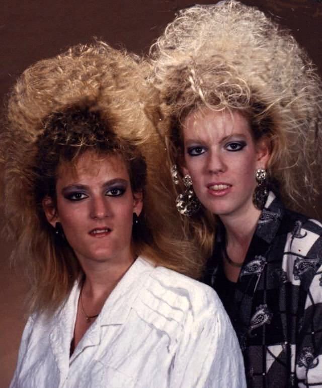 Big Hairs Fashion: 50+ Crazy Hairstyles From 1960s to 1980s