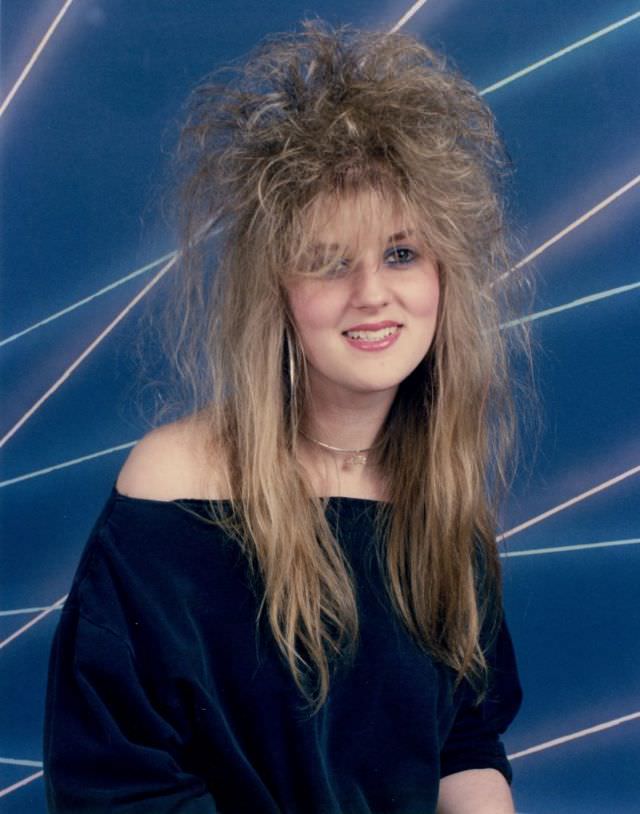 Big Hairs Fashion: 50+ Crazy Hairstyles From 1960s to 1980s