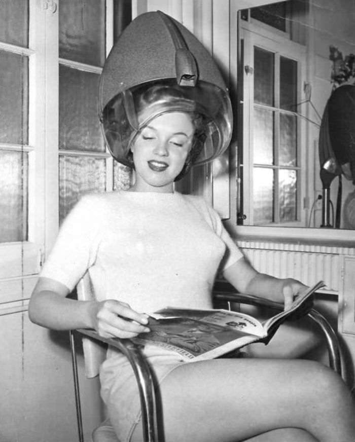 Bullet Bras: Before Push Up and Padded Bras, They Were All The Rage In The 1940s and 1950s