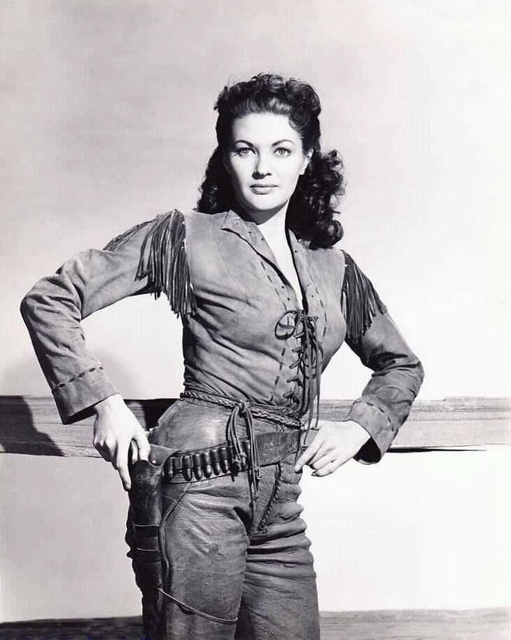 Yvonne de Carlo in Sam Bass (1949)