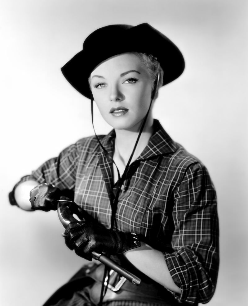 Merry Anders in The Dalton Girls (1957)