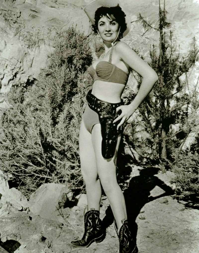 Linda Cristal