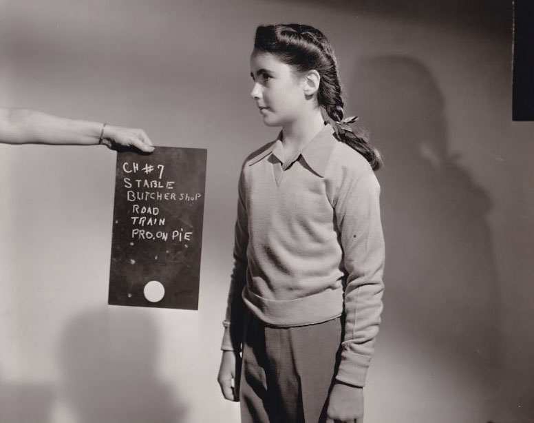 12 Years Old Elizabeth Taylor In The Filming Of National Velvet In 1944
