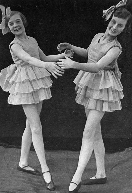 Pair of dancing girls, ca. 1920s