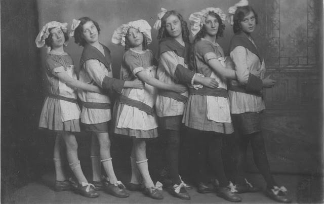 Dancing Girls of Wolverhampton