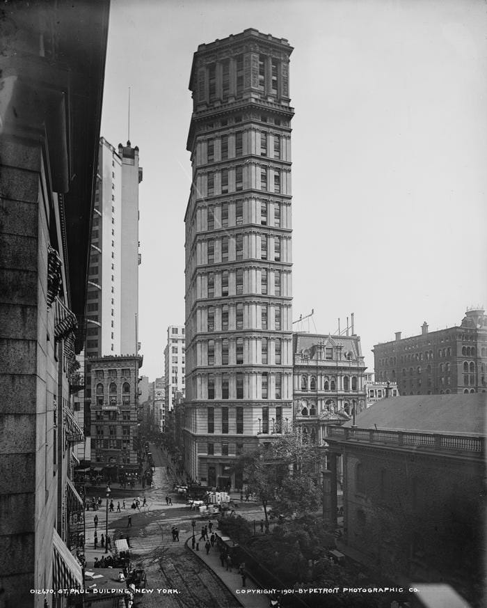 The St. Paul Building opened in 1899 on lower Broadway and was named after the chapel across the street. It was knocked down in 1958.