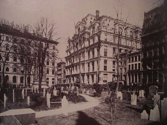 The Equitable Life Building was built in 1870 in lower Manhattan. In 1912, it was destroyed by a fire.