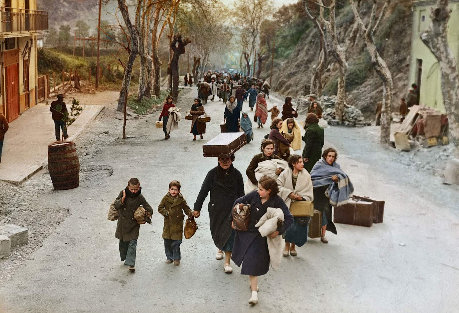 A large group of refugees fleeing Paris in anticipation of the German invasion, 1940.