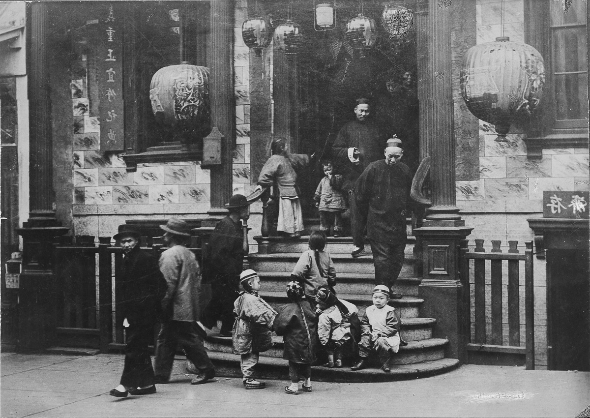 San Francisco’s Chinatown In The 1950s: Fabulous Photos Show Streets And Everyday Life