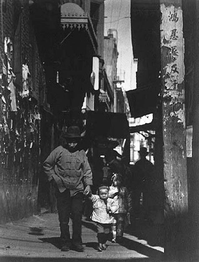 San Francisco’s Chinatown In The 1950s: Fabulous Photos Show Streets And Everyday Life