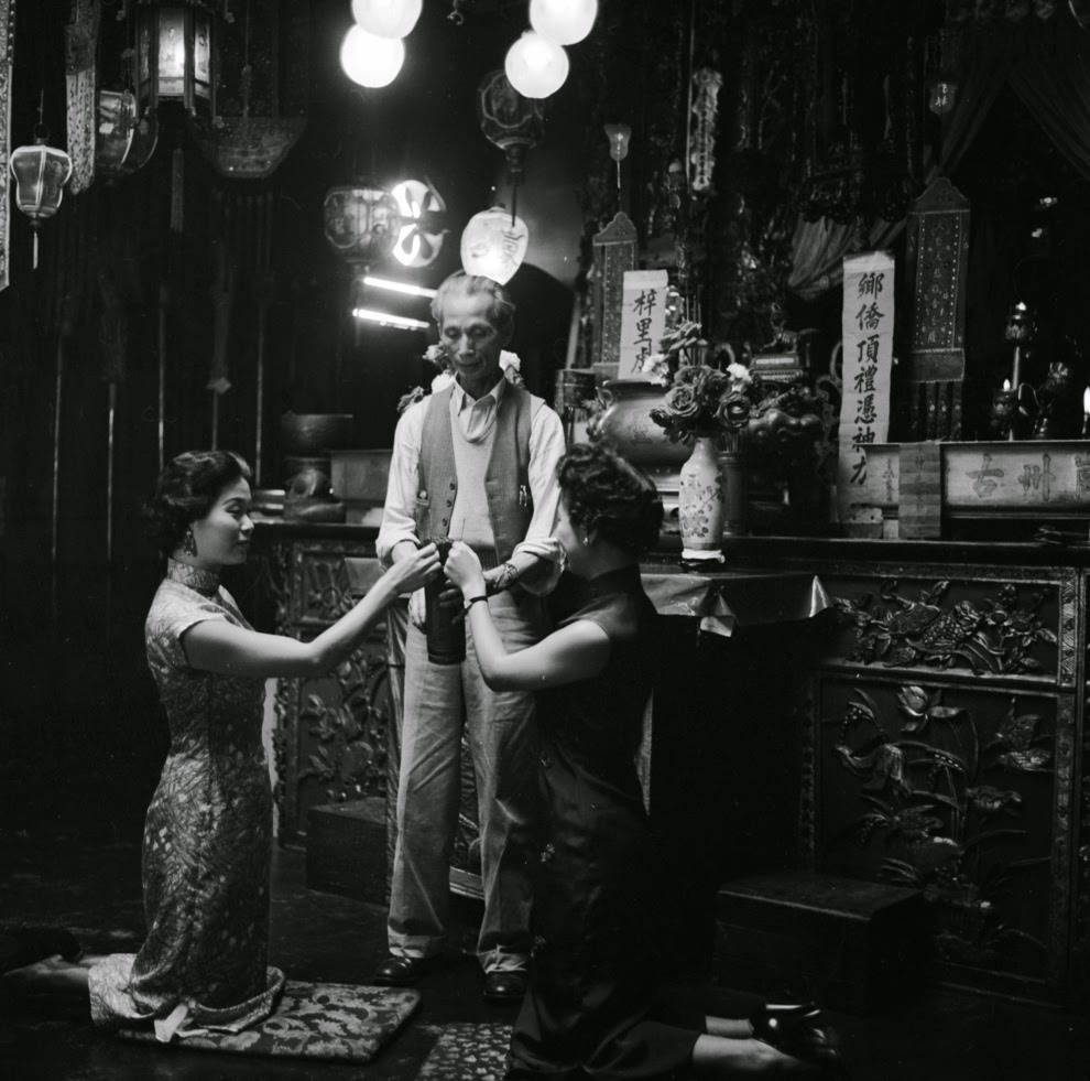 Two Chinese-American women come to have their fortunes told at the Chinese temple on Pine Street.