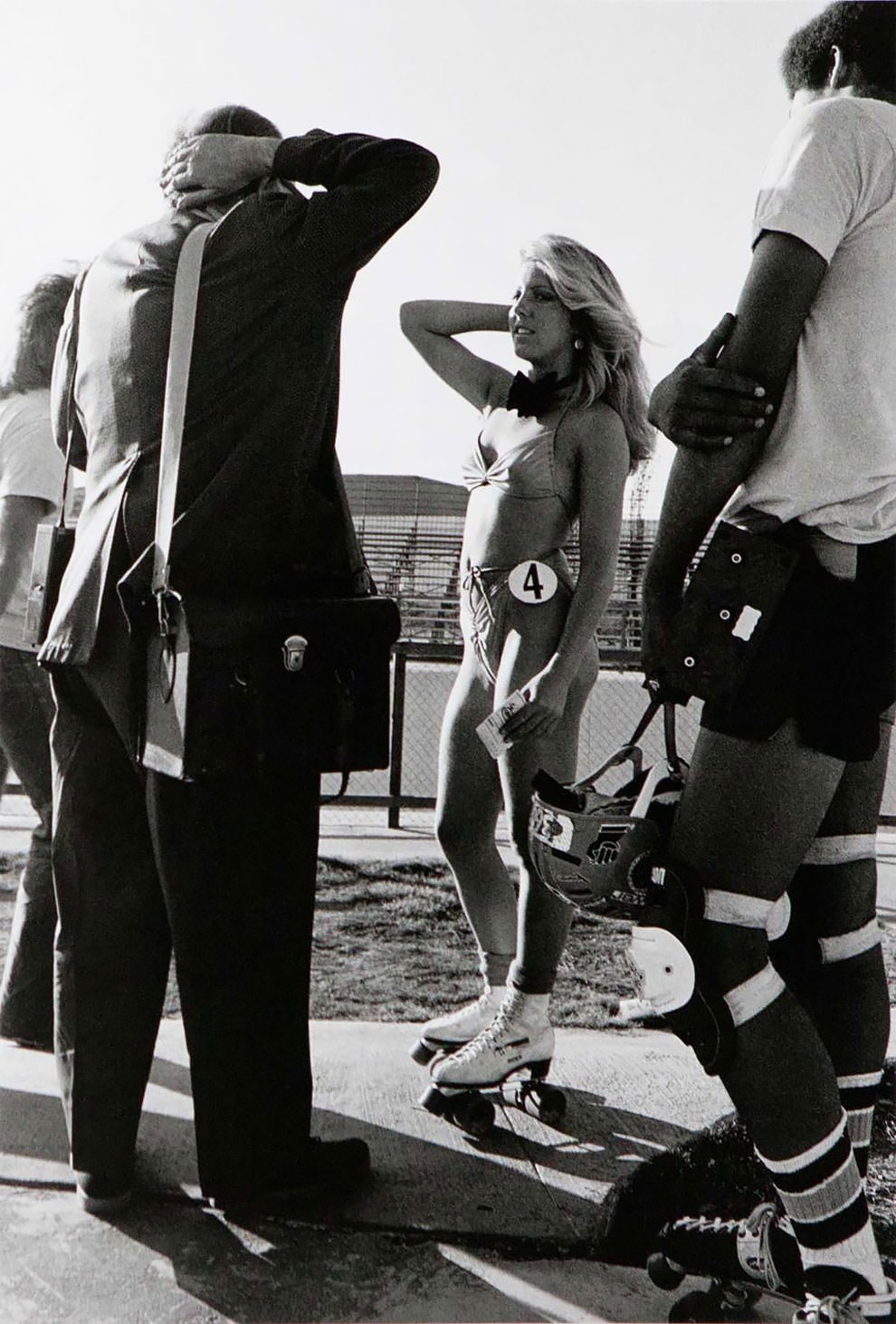 Skaters And Punkers: 50+ Stunning Photos Capturing Californian Youth From 1970s-80s