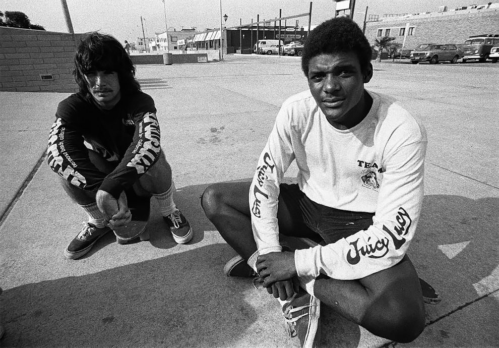 Skaters And Punkers: 50+ Stunning Photos Capturing Californian Youth From 1970s-80s