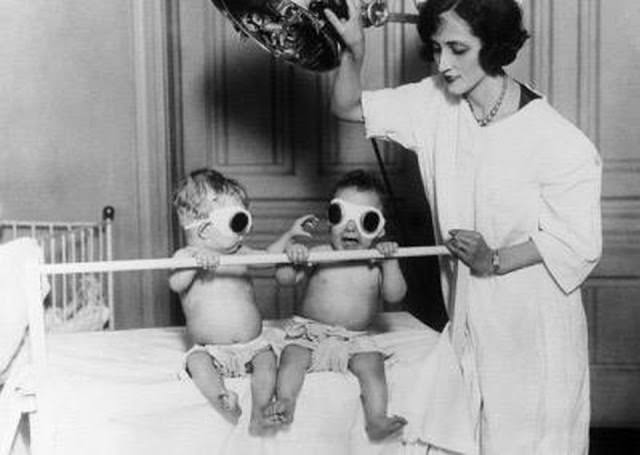 Tanning babies at the Chicago Orphan Asylum to offset winter rickets in 1925