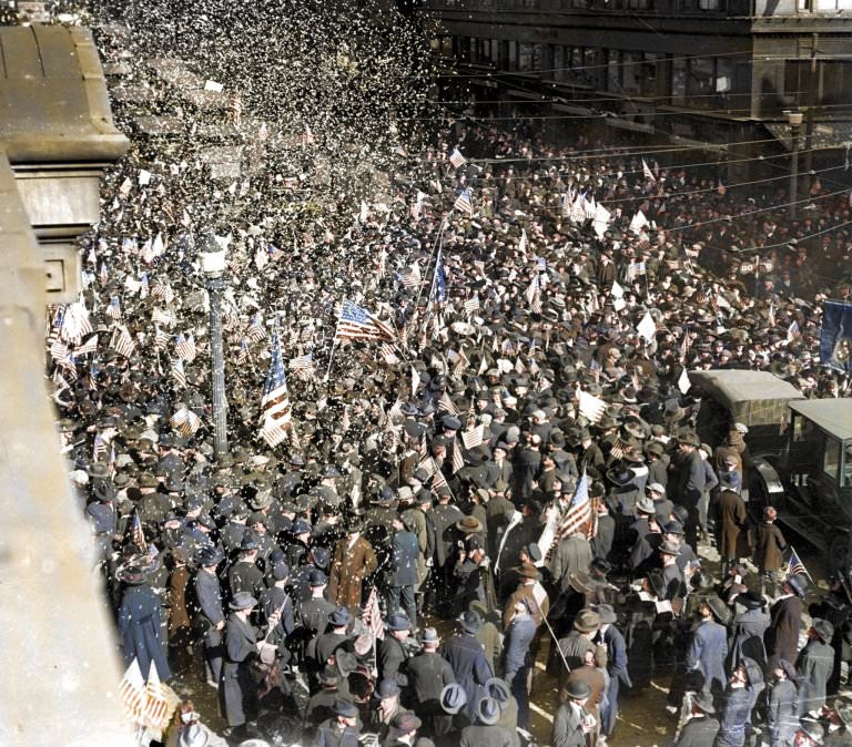 Crowds in New York celebrate the end of the First World War. America joined the conflict in 1917.