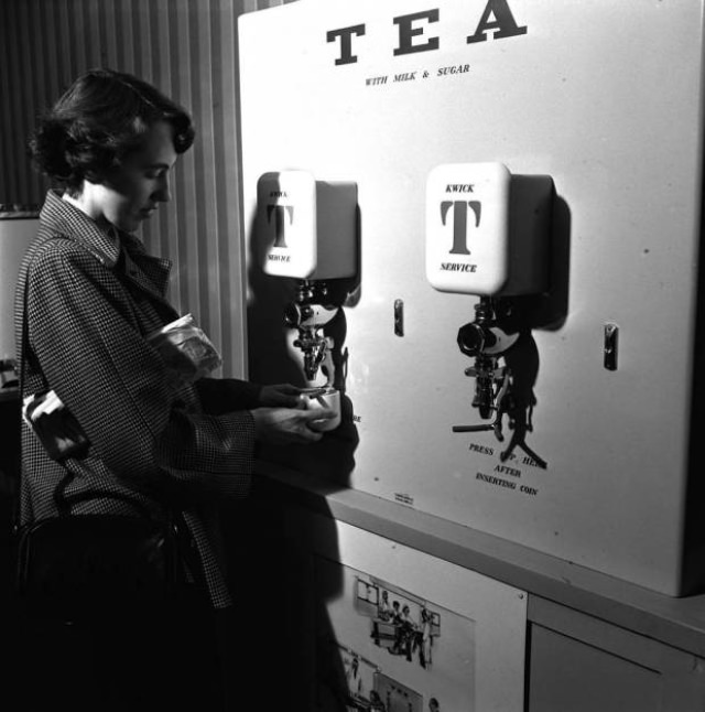 A Macy’s vending machine that sold men’s shorts for only 97 cents!