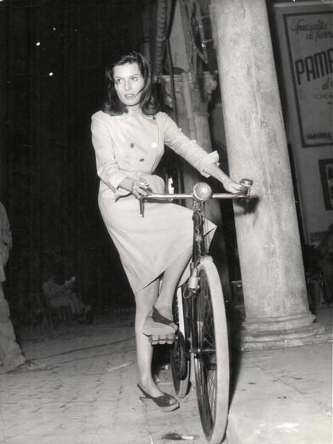 Belinda Lee riding a bike.