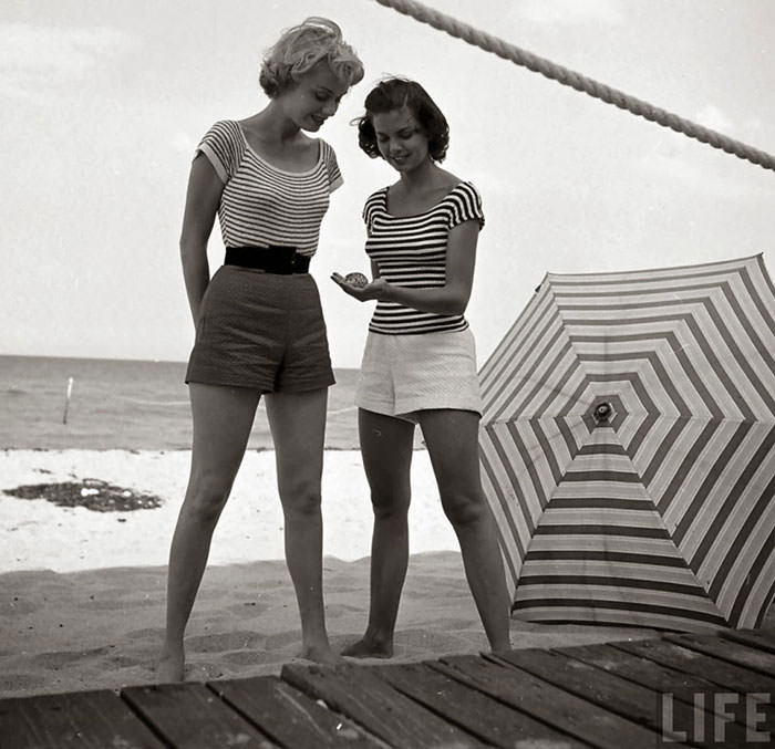 Fabulous Fashion Photography By Nina Leen From 1940-1950s