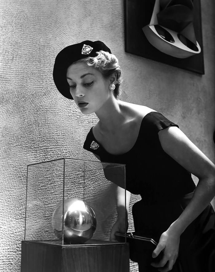 Fabulous Fashion Photography By Nina Leen From 1940-1950s