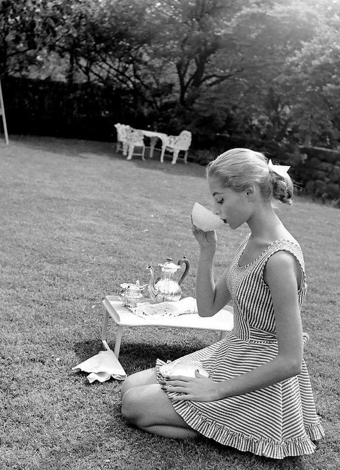 Fabulous Fashion Photography By Nina Leen From 1940-1950s