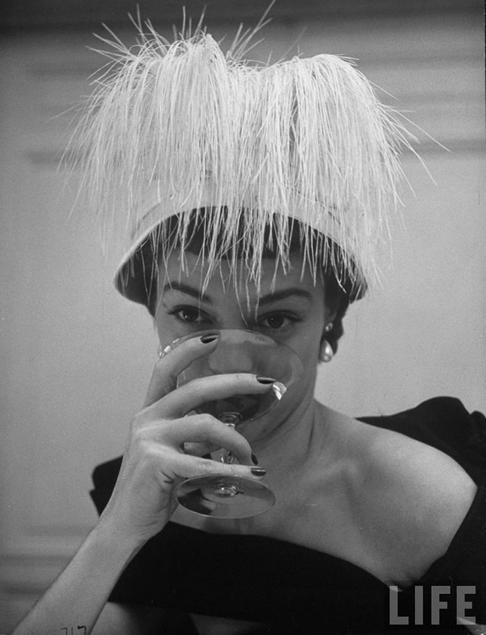 Fabulous Fashion Photography By Nina Leen From 1940-1950s