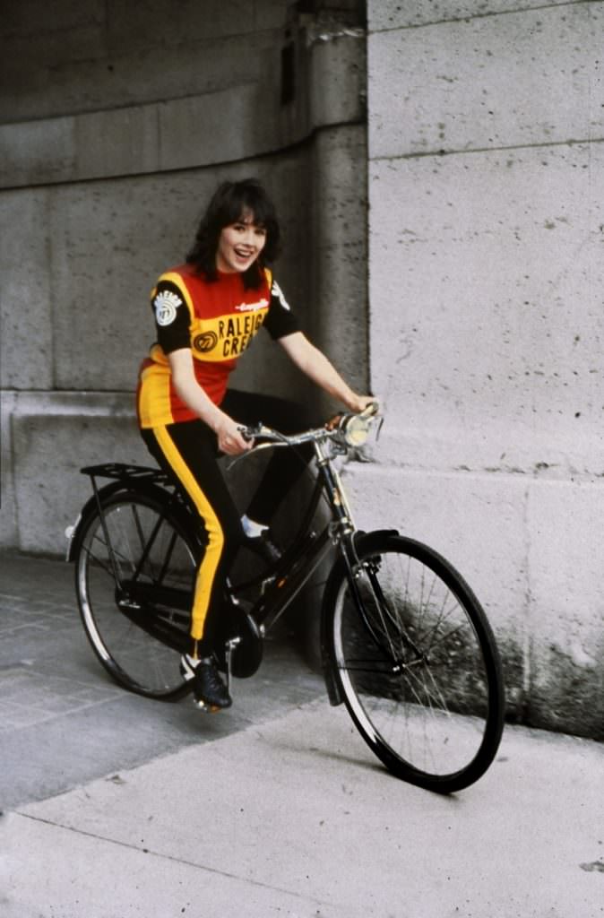 Isabelle Adjani on a bike.