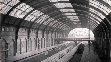 London Underground 1860s-1960s: 50+ Historic Photos Capturing The Journey Starting From The Construction