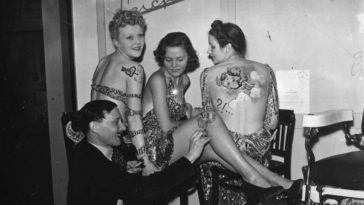 women getting tattooed