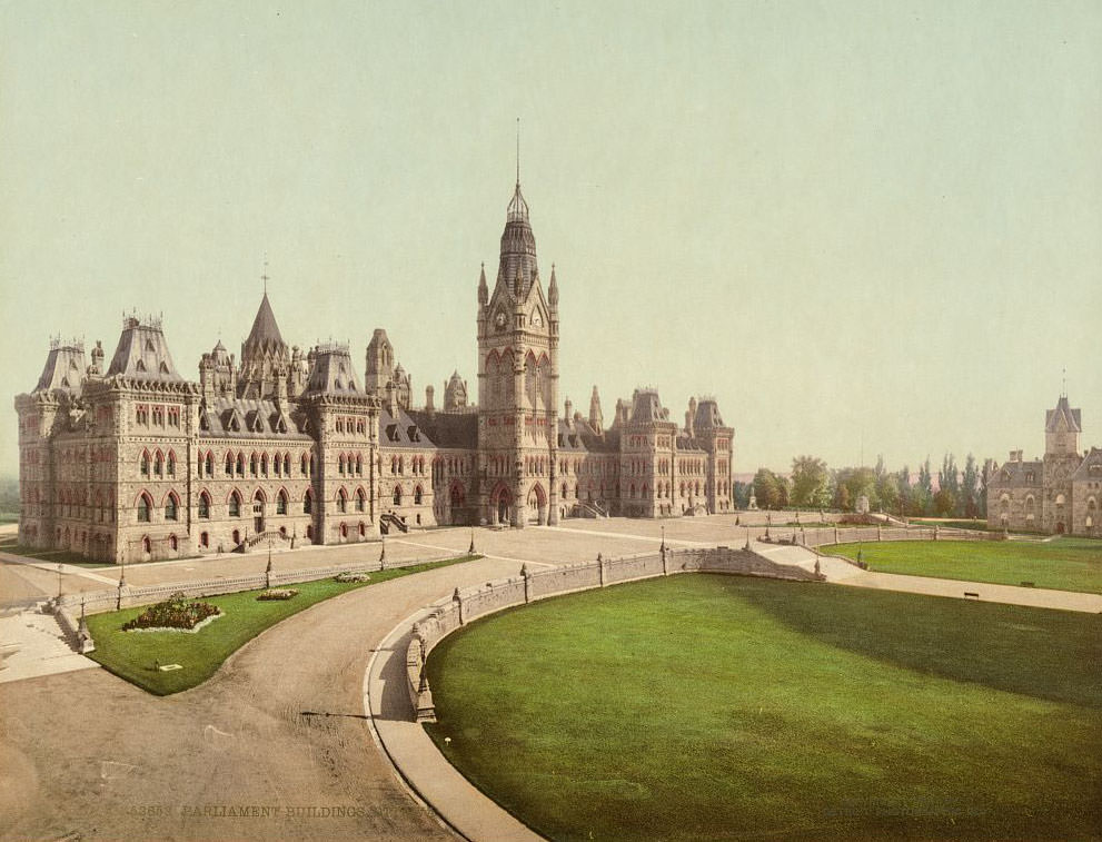 Parliament buildings, Ottawa