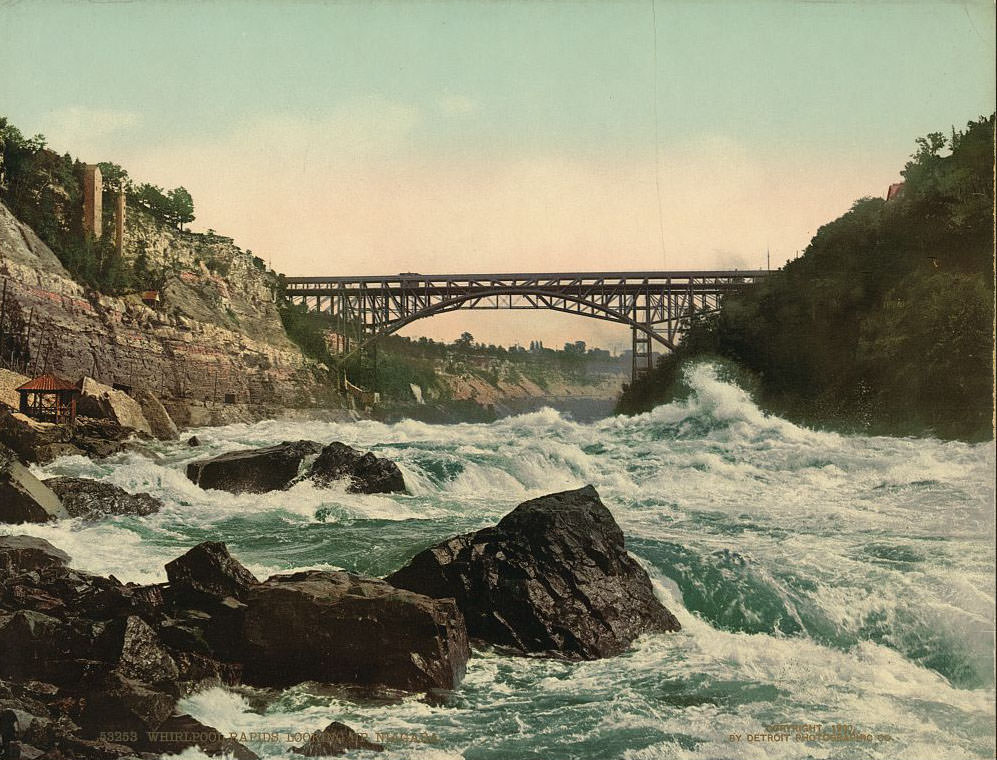 Whirlpool Rapids, looking up Niagara, 1900