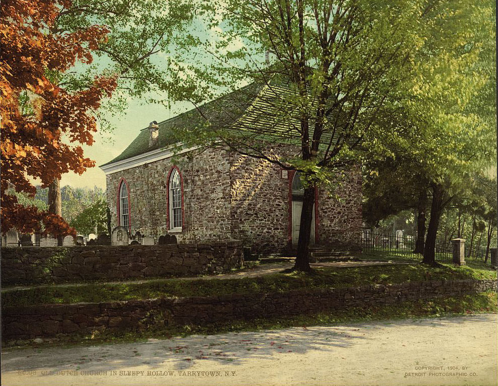 Old Dutch church in Sleepy Hollow, Tarrytown, 1904