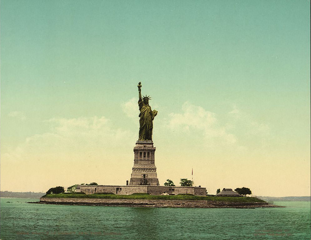 Statue of Liberty, New York Harbor.1905