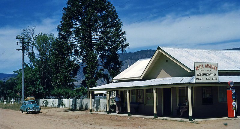 Araluen Hotel, New South Wales, January 1954