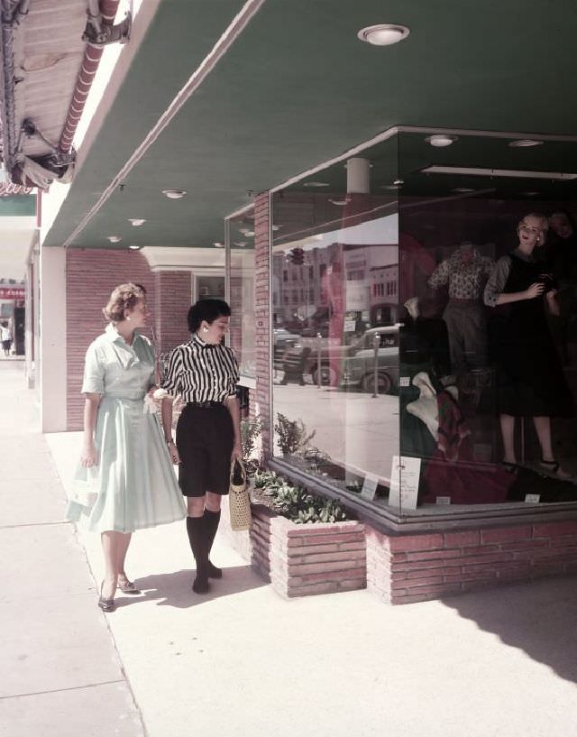 Window shopping in Hollywood, November 1955