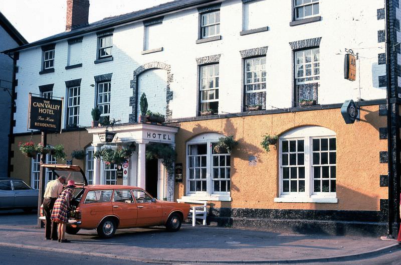 Cain Valley Hotel, Llanfyllin, Powys, 1975