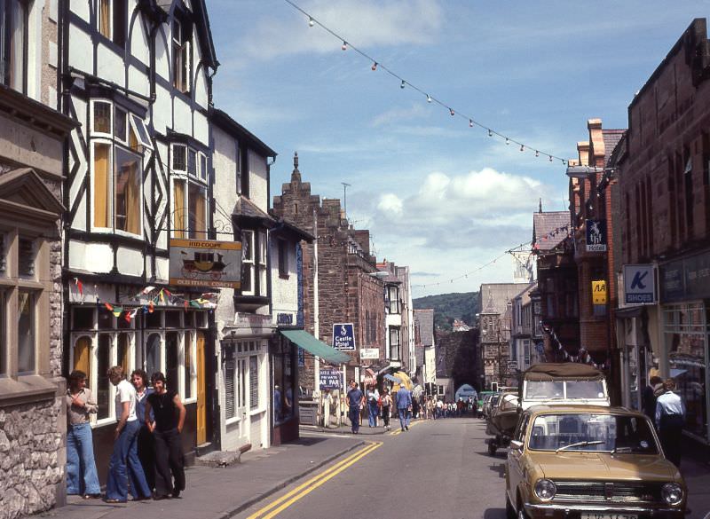 High Street, Conwy, 1977