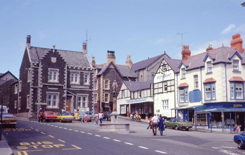 Lancaster Square, Conwy, 1977