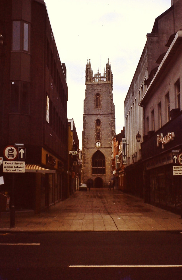 1970s Wales: Dazzling Color Photographs Capturing Streets Scenes And Everyday Life