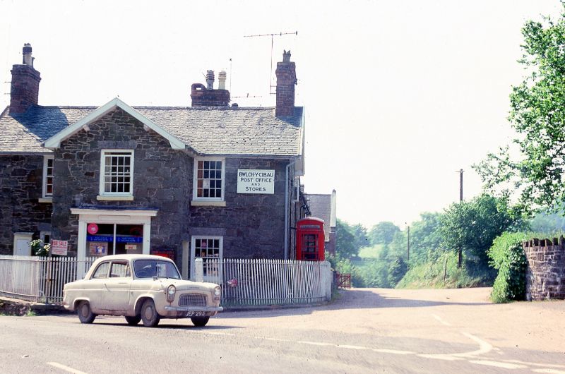 Bwlch-y-cibau Post Office and Stores, 1975