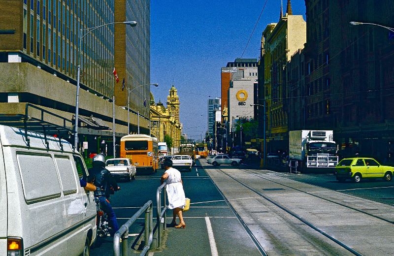 Flinders Street, Melbourne