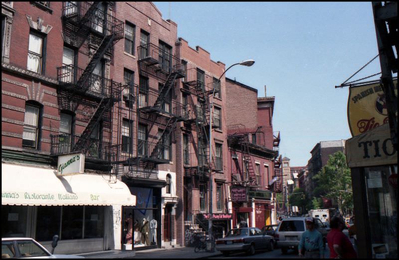 Bleecker St (and the Pink Pussy Cat Boutique!), The Village, Downtown