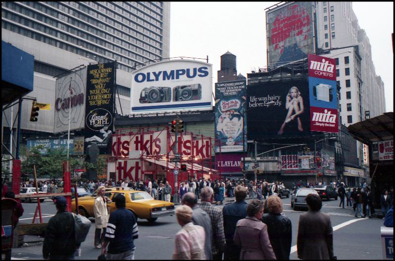 Broadway, Downtown