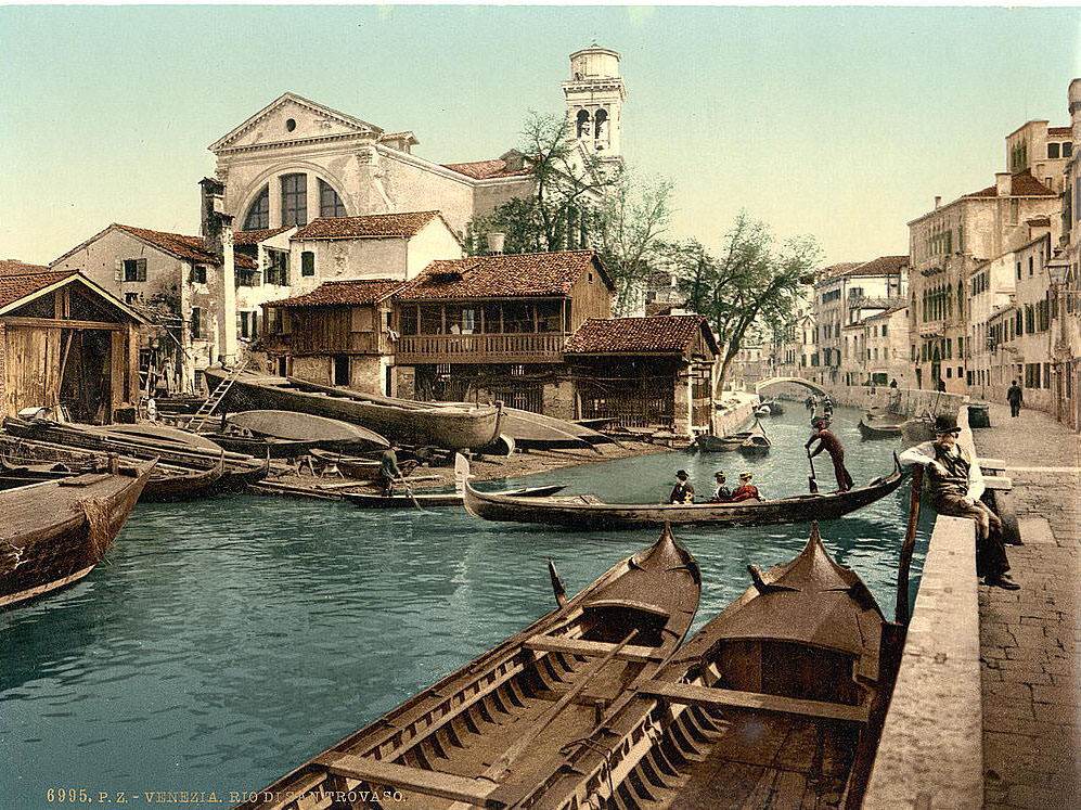 Old Venetian courtyard