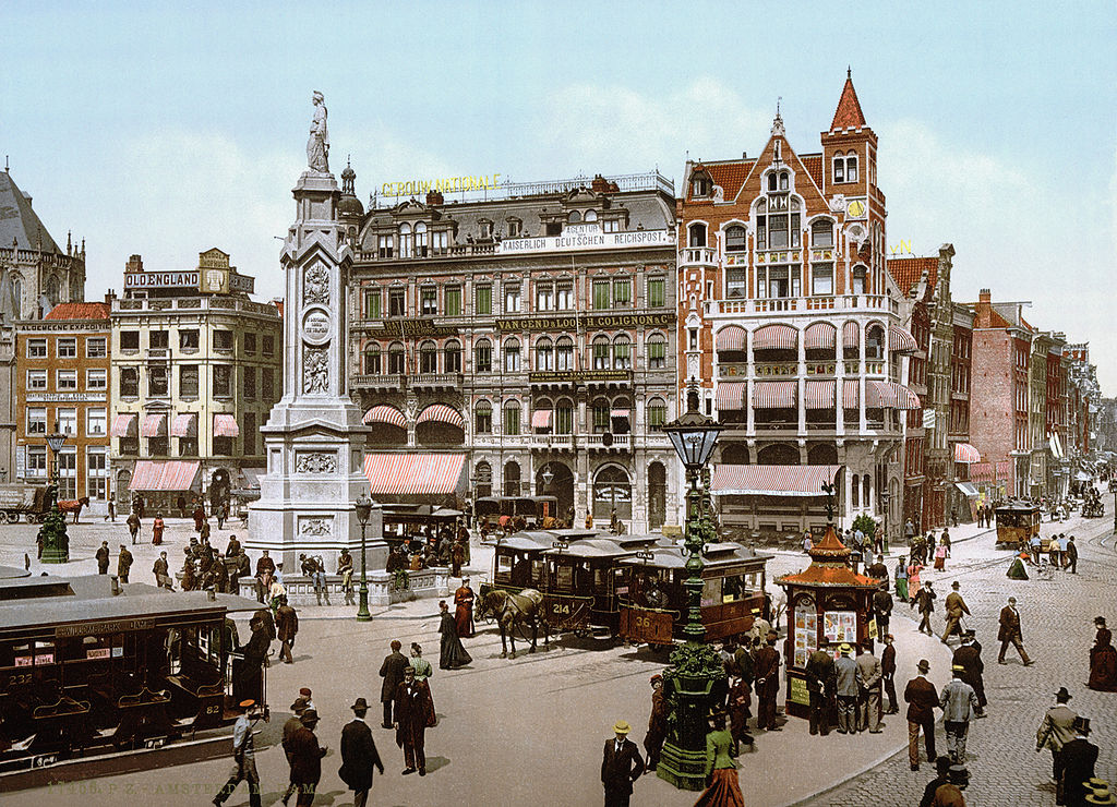 Dam square